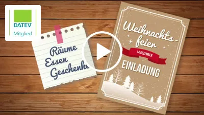 Festlich geschmückter Weihnachtstisch